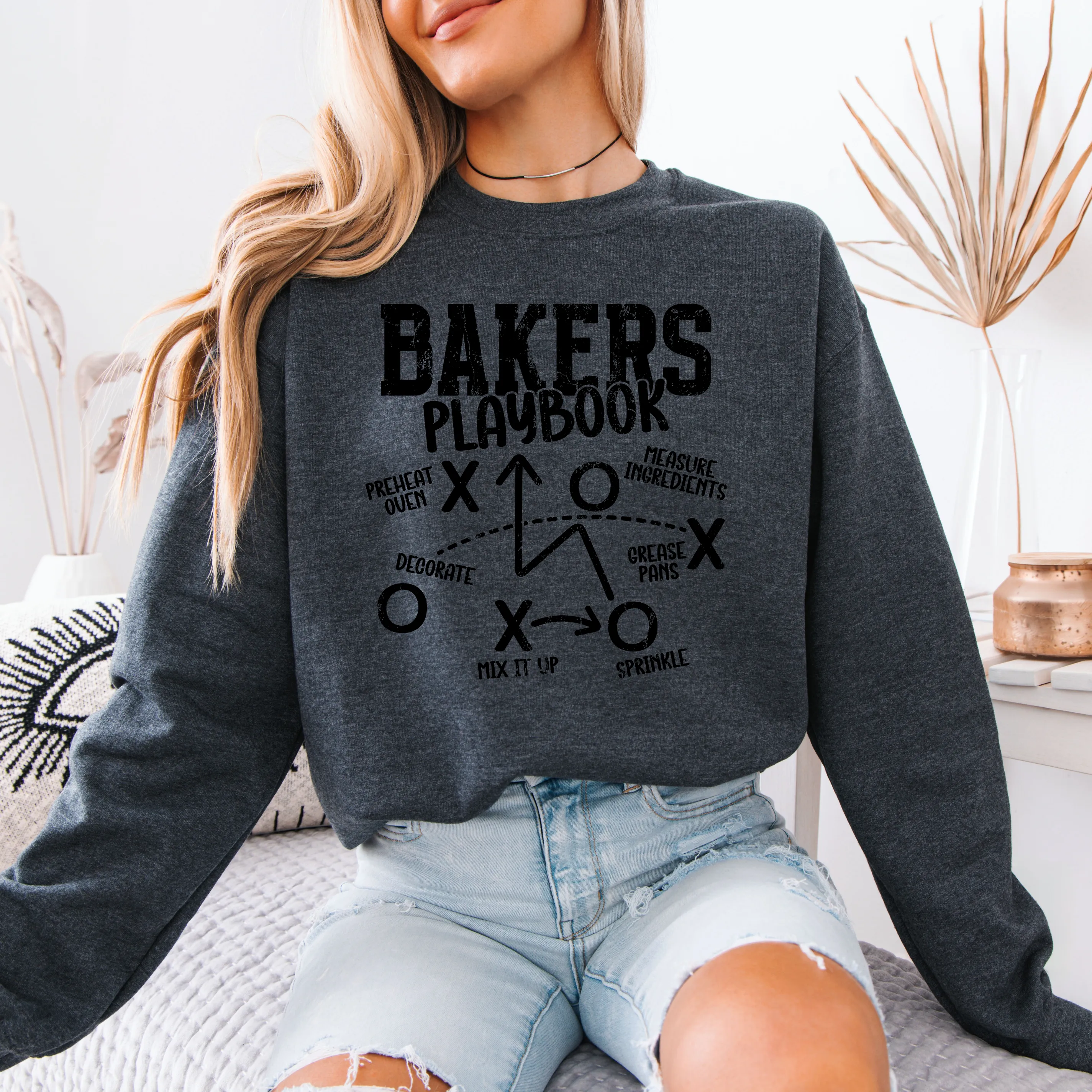 Bakers Playbook [Black Design] - Sweatshirt