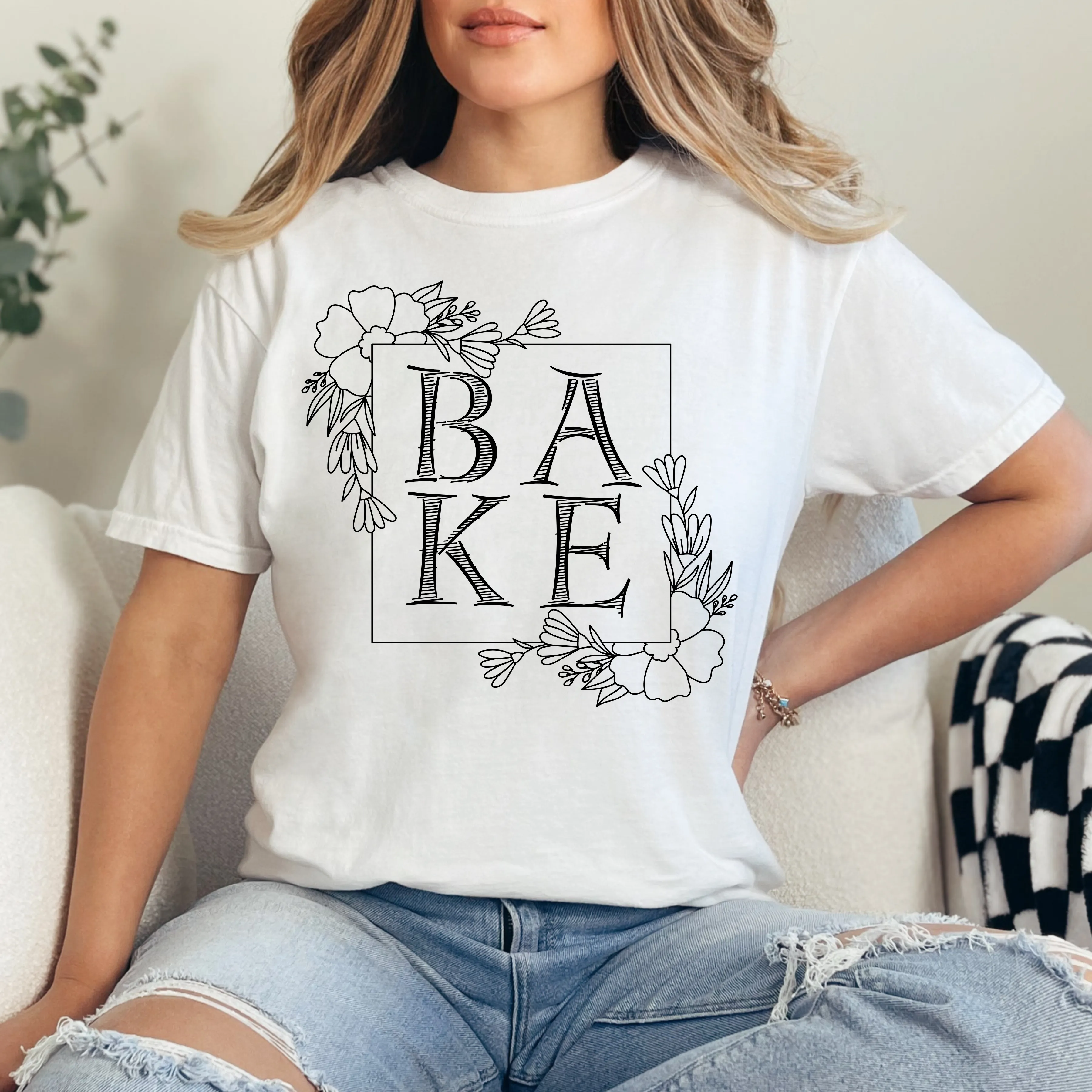 Floral Bake - T-Shirt