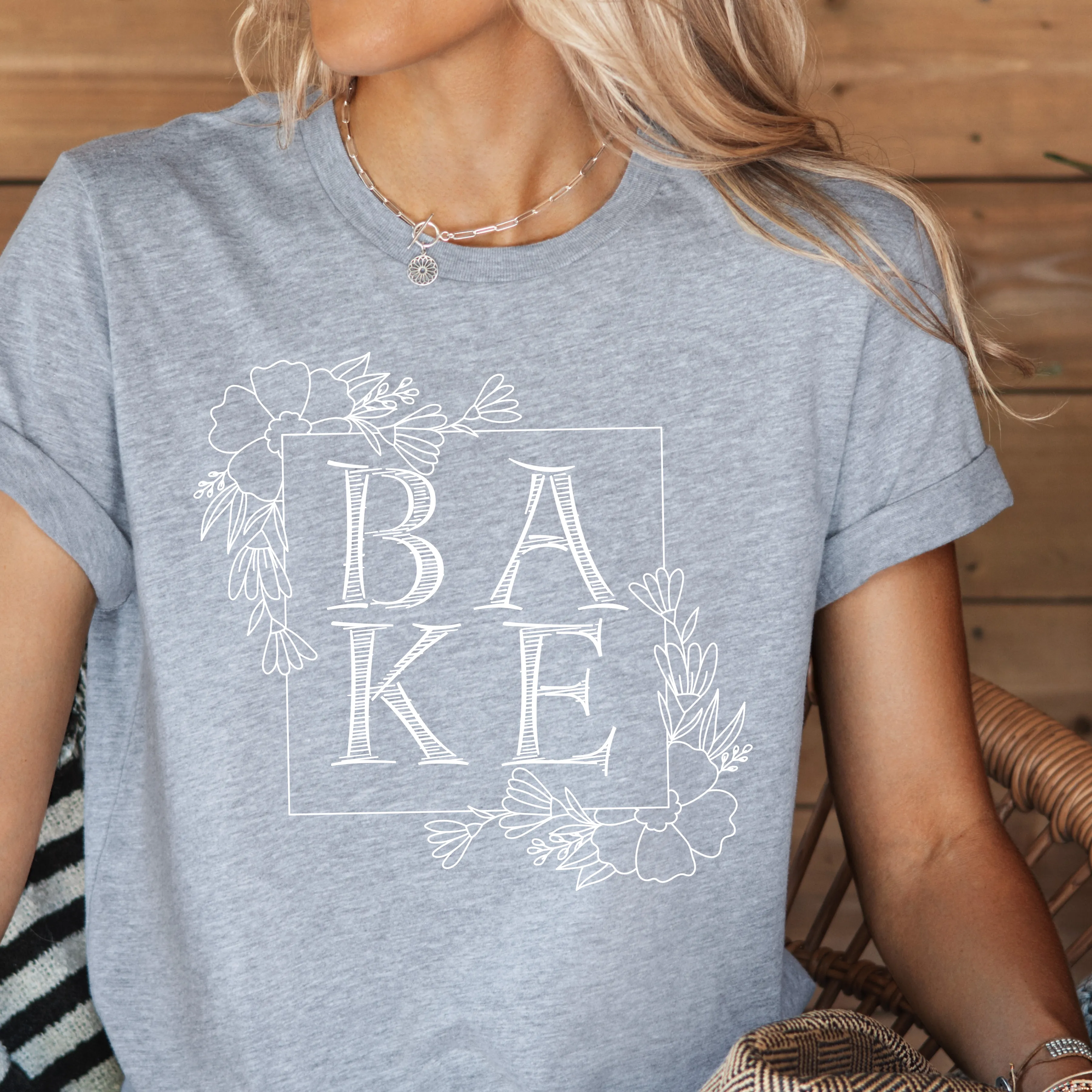 Floral Bake - T-Shirt