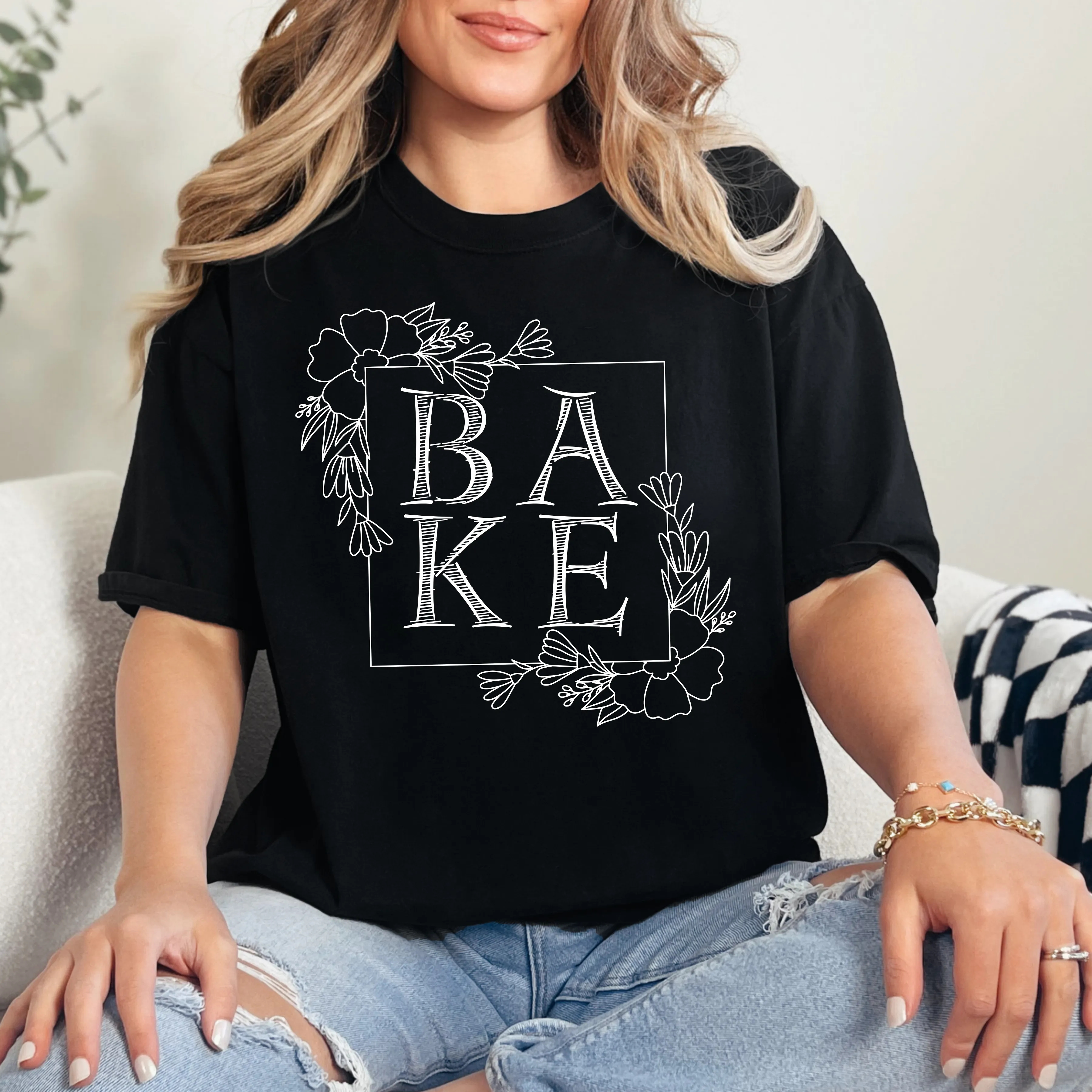 Floral Bake - T-Shirt