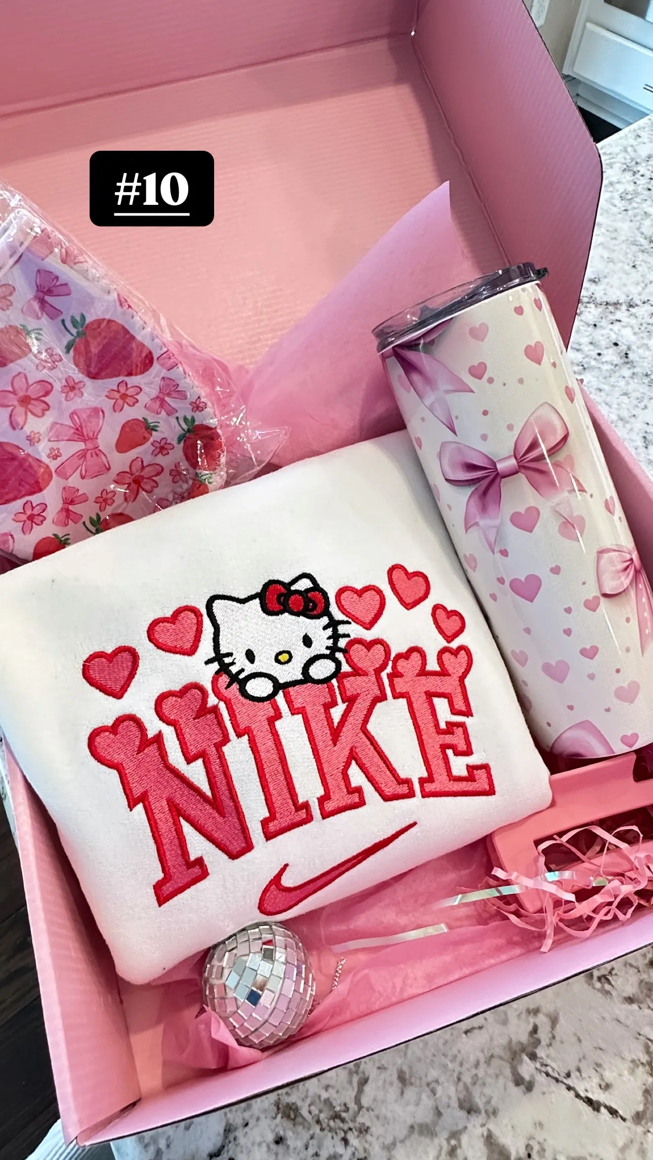 Galentines Day Gift Box, Valentine Day Gift Basket, Valentine's Day Gift for Her, Valentine Package, Gift Box Girlfriend, Gift basket Mom
