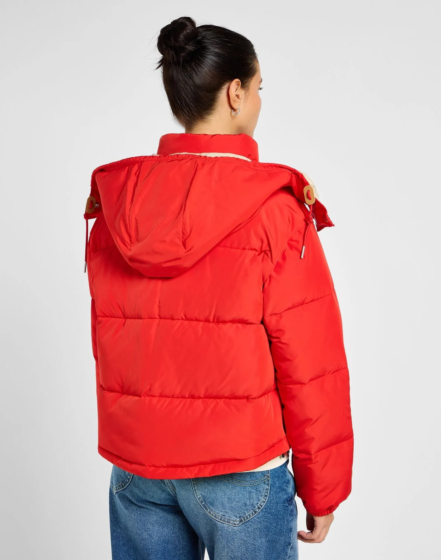 Lee Women's Hooded Short Puffer Jacket In True Red