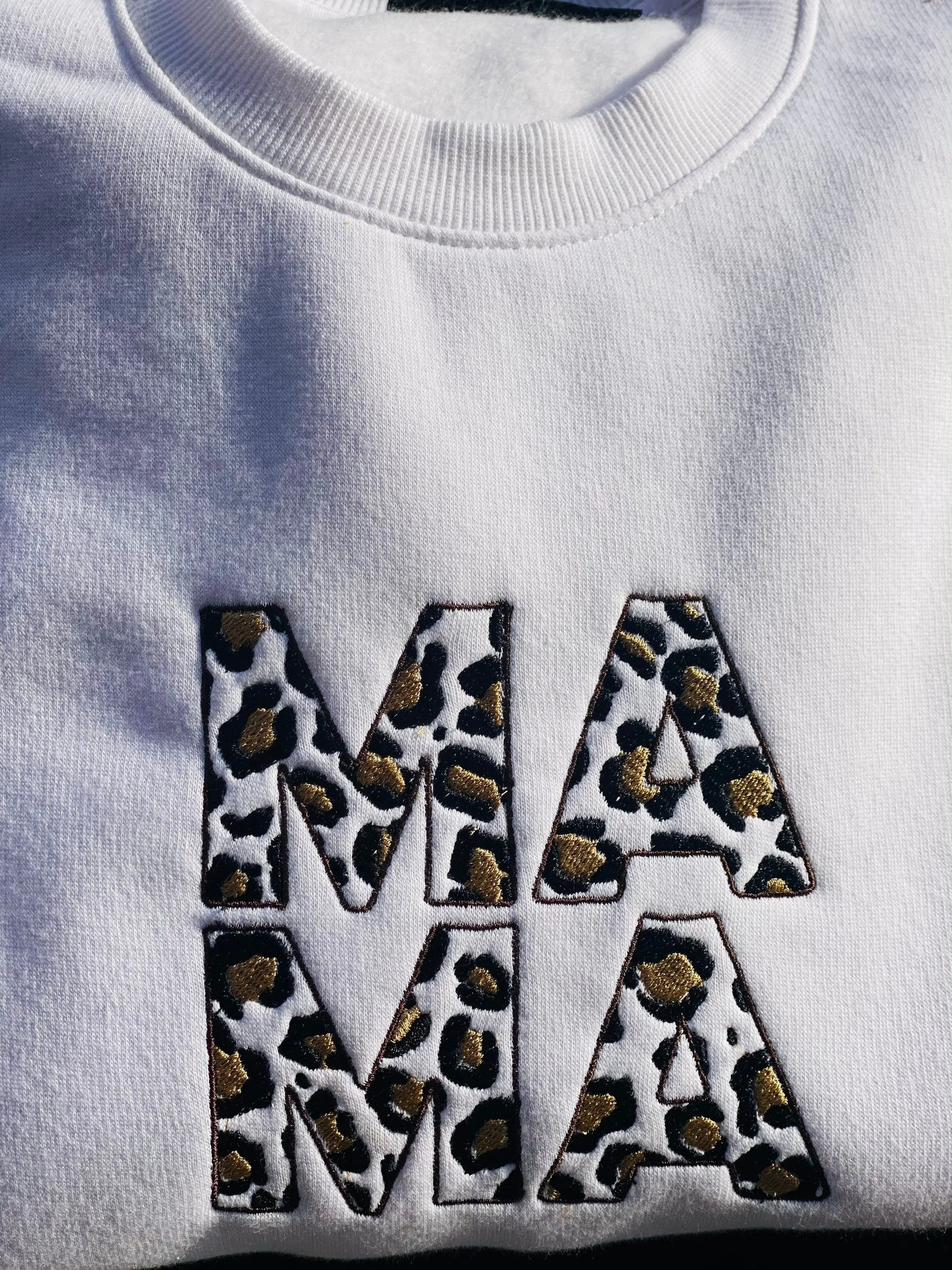 MAMA embroidered sweatshit