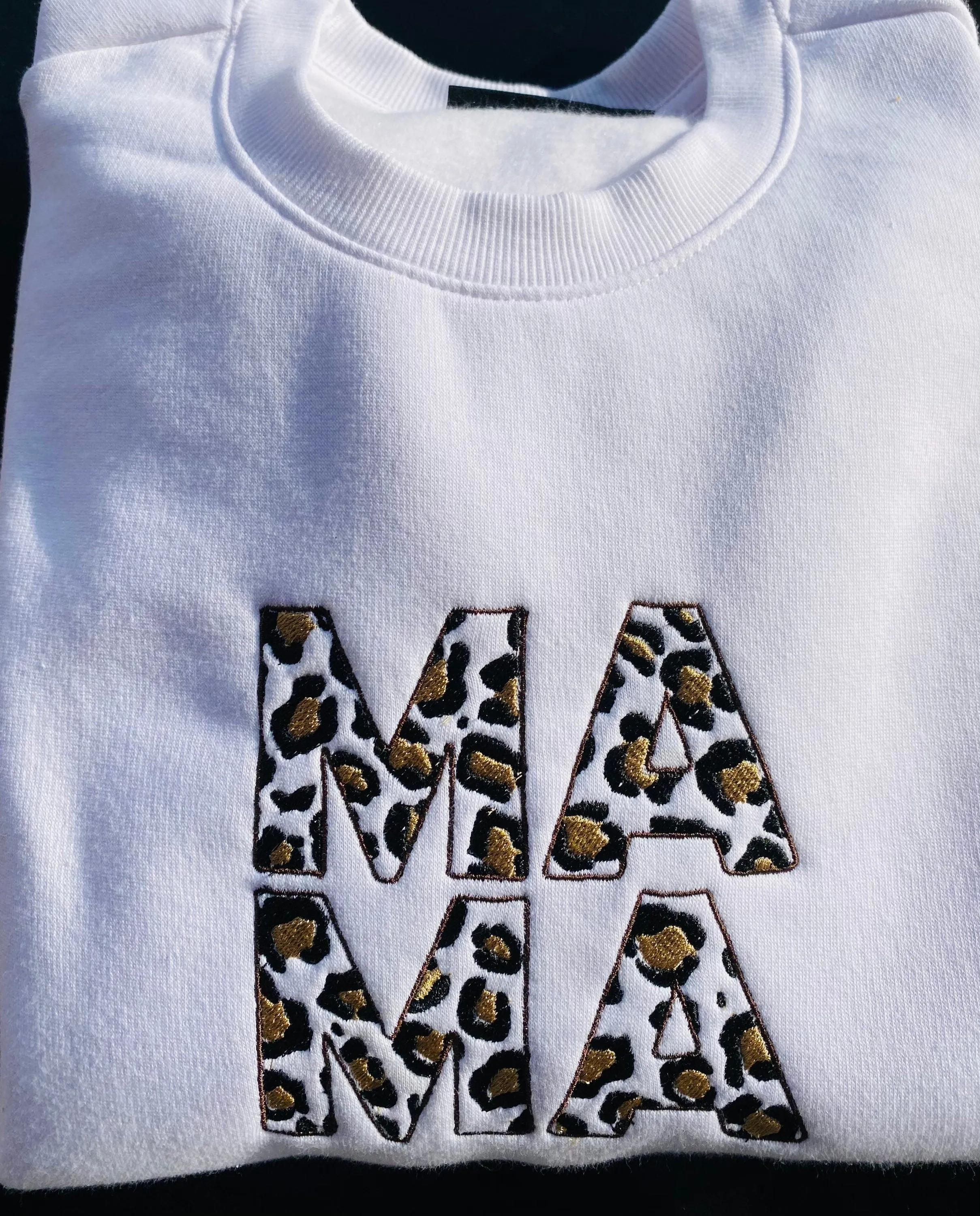 MAMA embroidered sweatshit