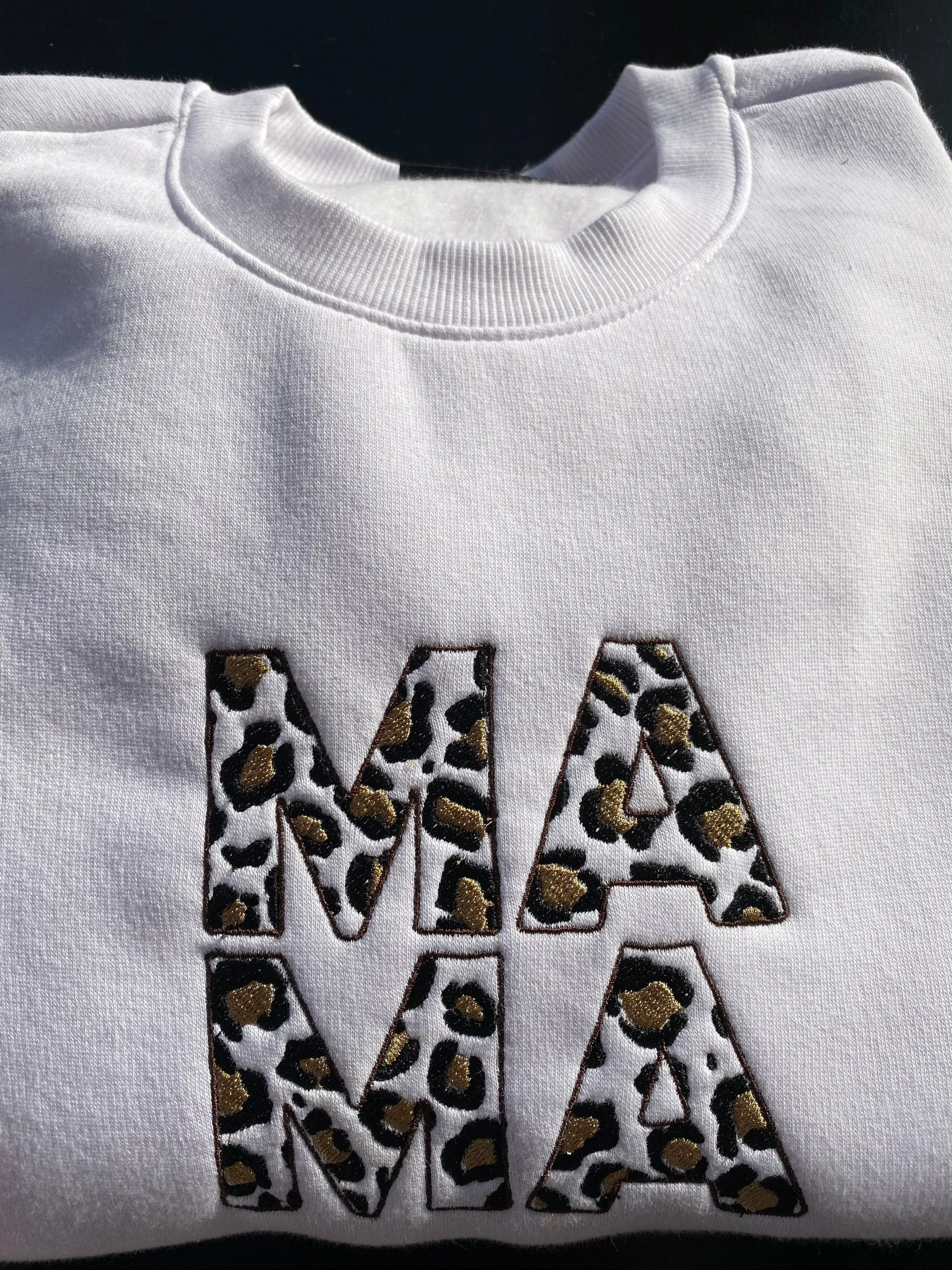 MAMA embroidered sweatshit