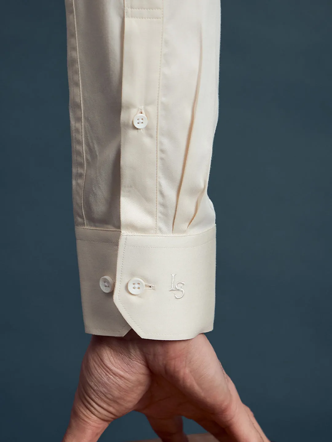 Men's Slim Fit  Solid Ivory Formal Shirt