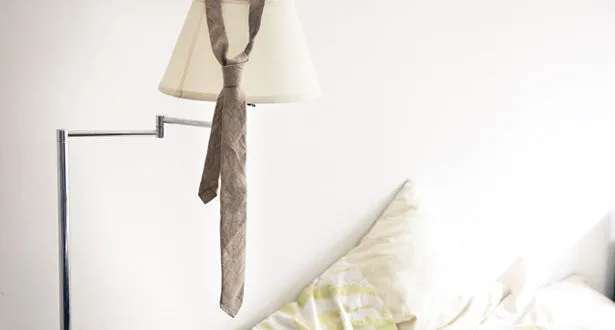 TEA-DYED LINEN TIE