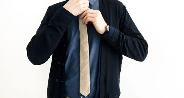 TEA-DYED LINEN TIE