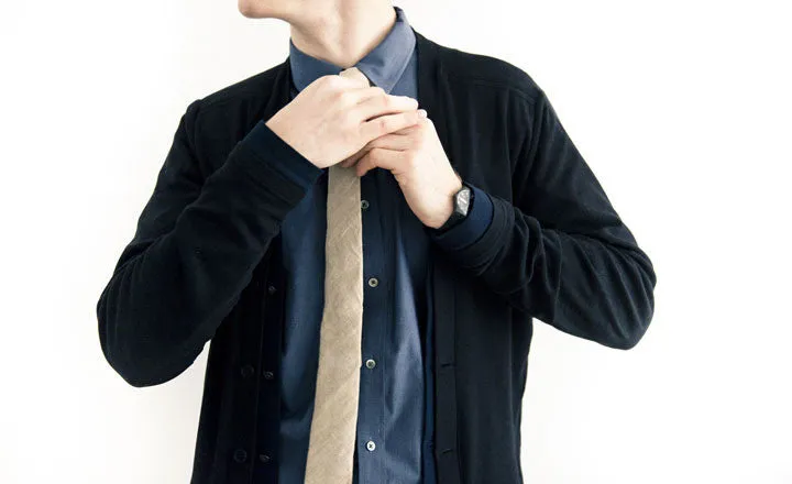 TEA-DYED LINEN TIE