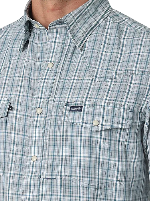 Wrangler Men's Performance Snap Long Sleeve Plaid Shirt