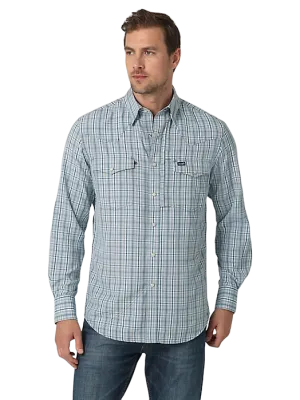 Wrangler Men's Performance Snap Long Sleeve Plaid Shirt