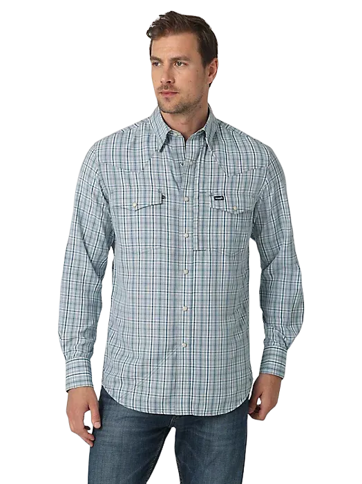 Wrangler Men's Performance Snap Long Sleeve Plaid Shirt